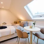 Bed & Breakfast Sago Airporthouse *