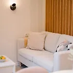 Bed & Breakfast Sago Airporthouse *