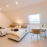 Sago Airporthouse Bed & Breakfast Düsseldorf