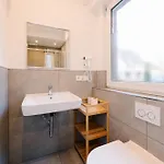 Sago Airporthouse Bed & Breakfast Düsseldorf