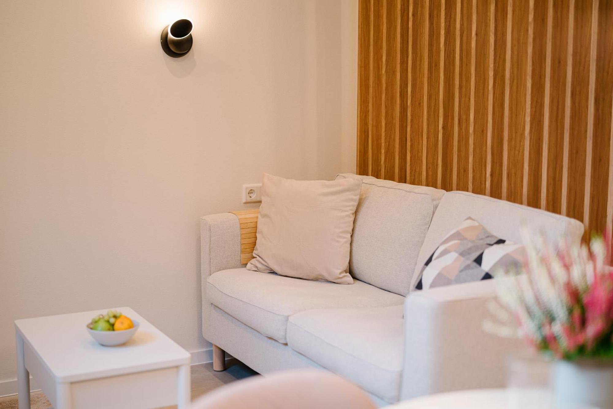 Bed & Breakfast Sago Airporthouse *