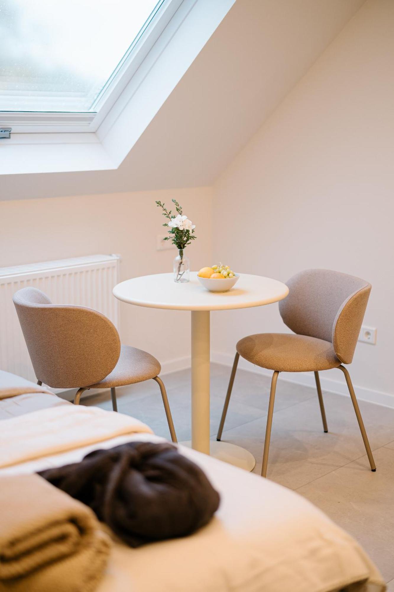 Sago Airporthouse Bed & Breakfast *