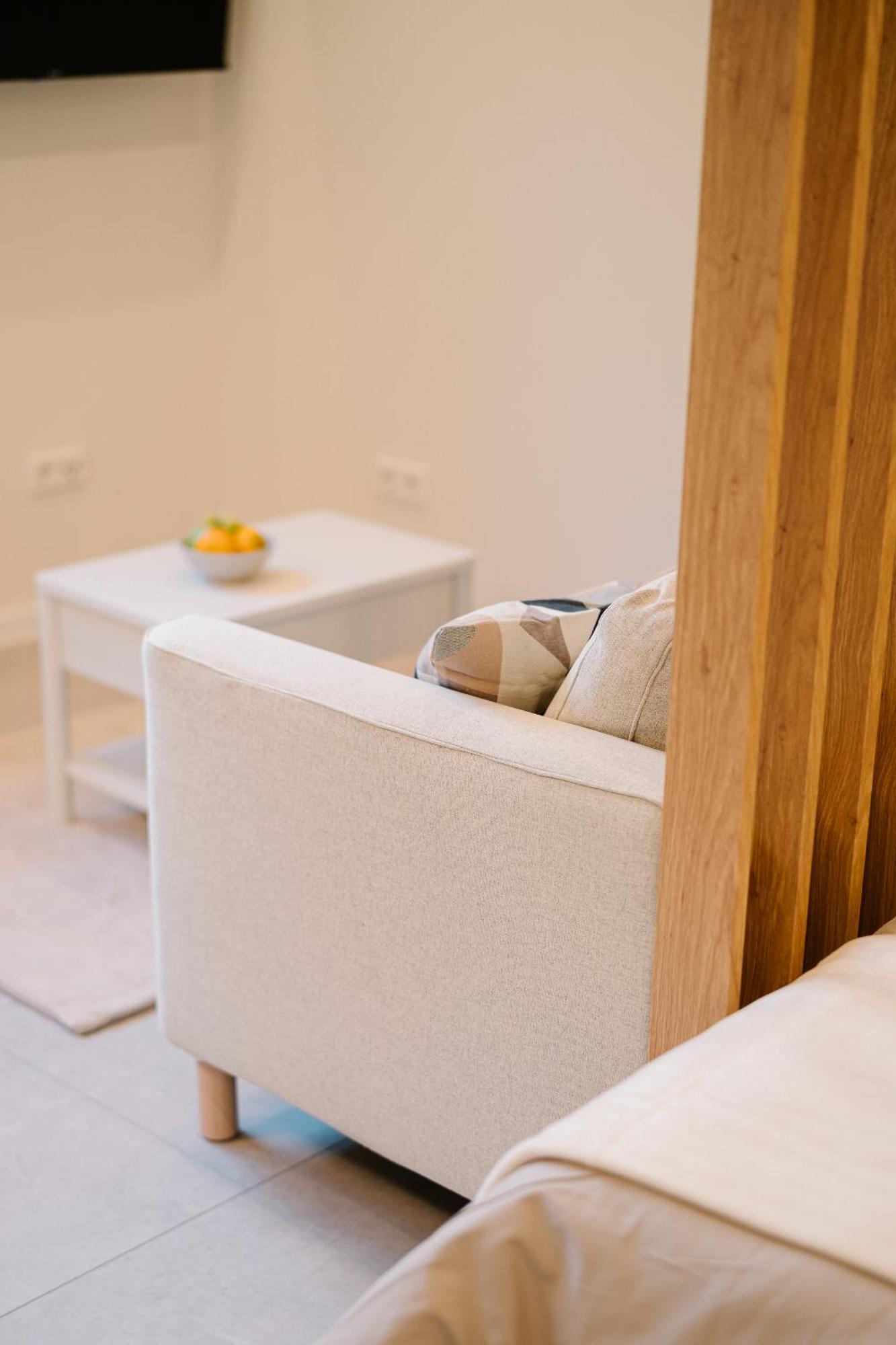 Sago Airporthouse Bed & Breakfast *